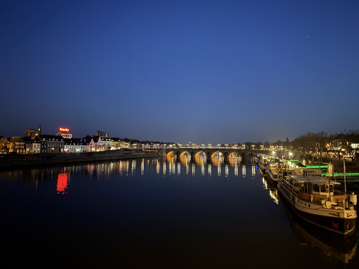 𝚜𝚠𝚎𝚎𝚝𝚜𝚊𝚛𝚒 ✩‧₊˚ tweet media