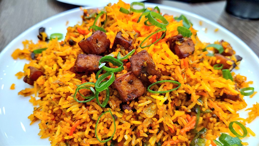 チーズナンの切れ端 tweet media