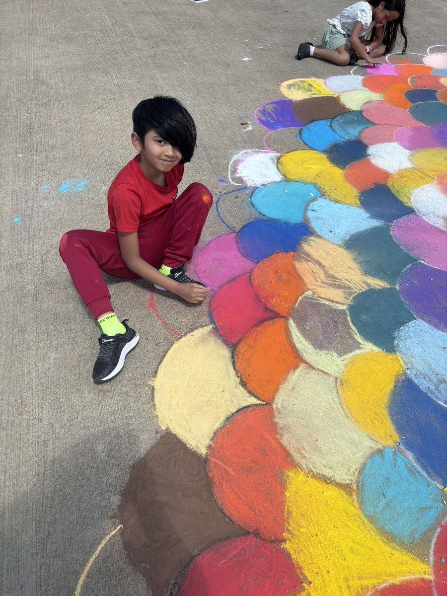 MsomersO's tweet photo. Big Art Day 2026!! We had a blast growing our art!!!! 
@NelsonParents 
@AISDFineArts 
@AlvinISD 
@NelsonAlvinISD 
#bigartday26 https://t.co/cZSM2cLm9T