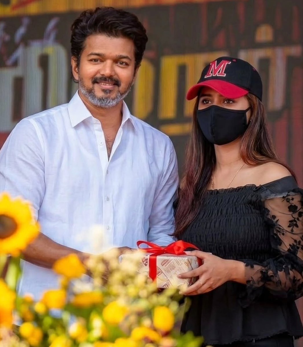 anushiya tweet media