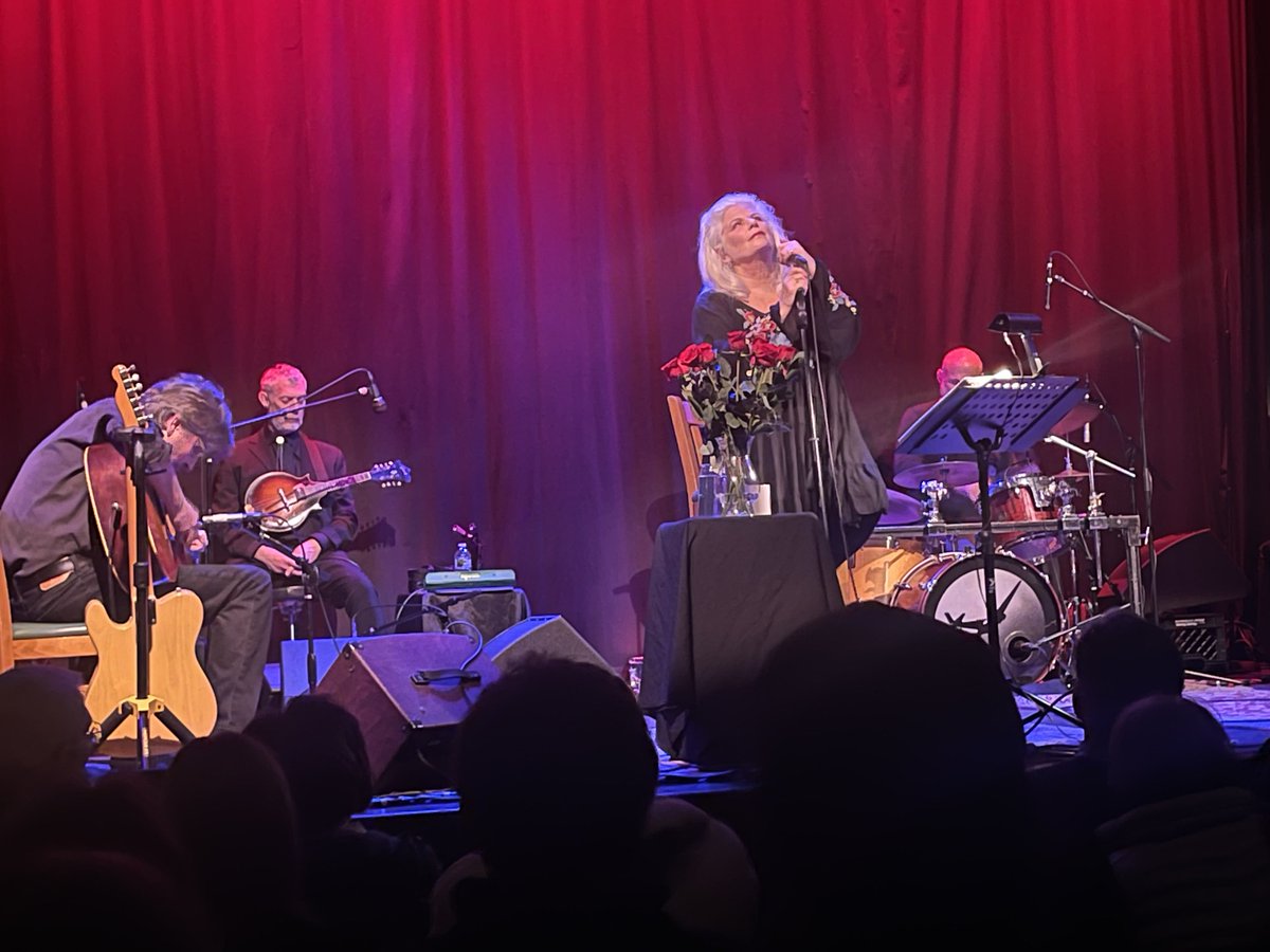 David Schmid tweet media