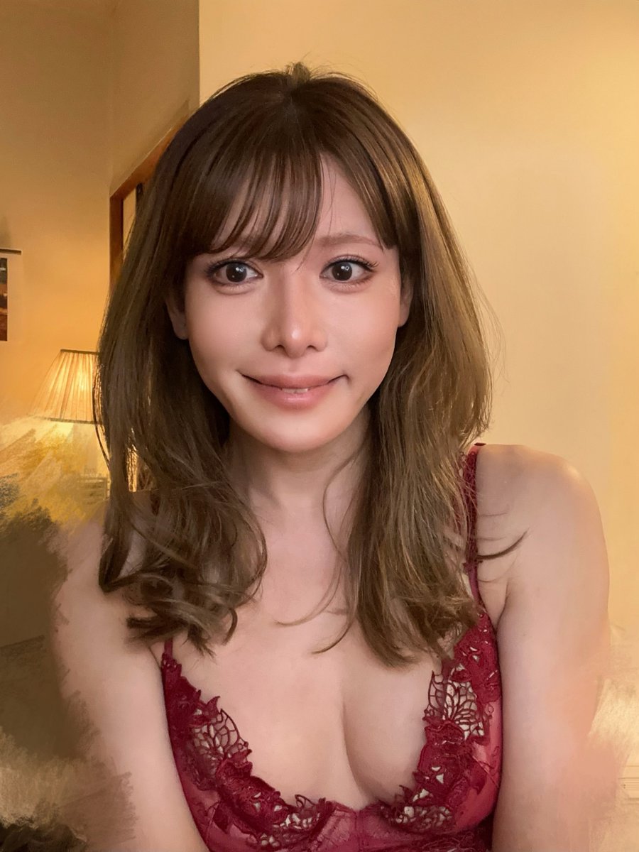 白亜りさ tweet media