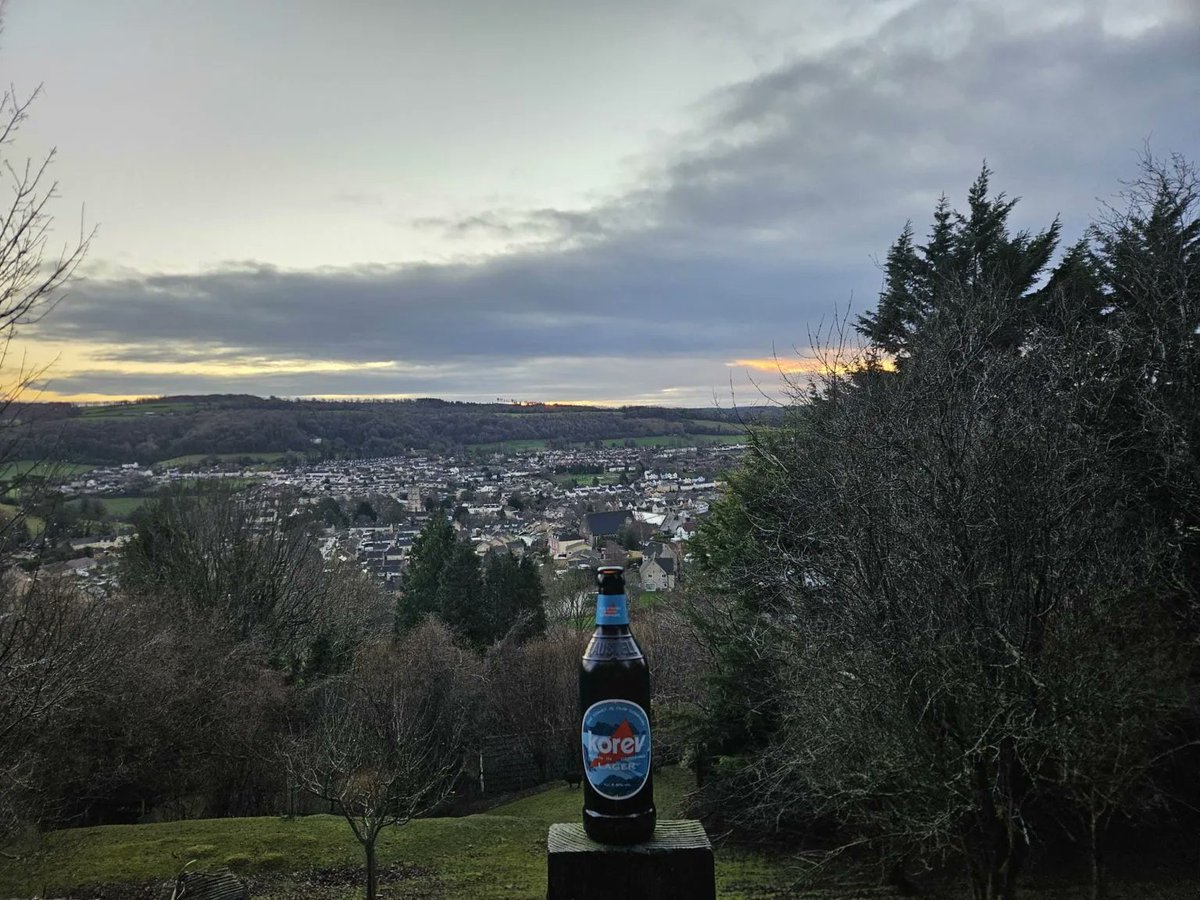RJonTourUK's tweet image. Find out about visiting Wotton-under-Edge a town in the #Cotswolds on my #travelblog post.  Including walks, ghost hunting, #beeroclock and food out.

rjontour.com/wotton-under-e…