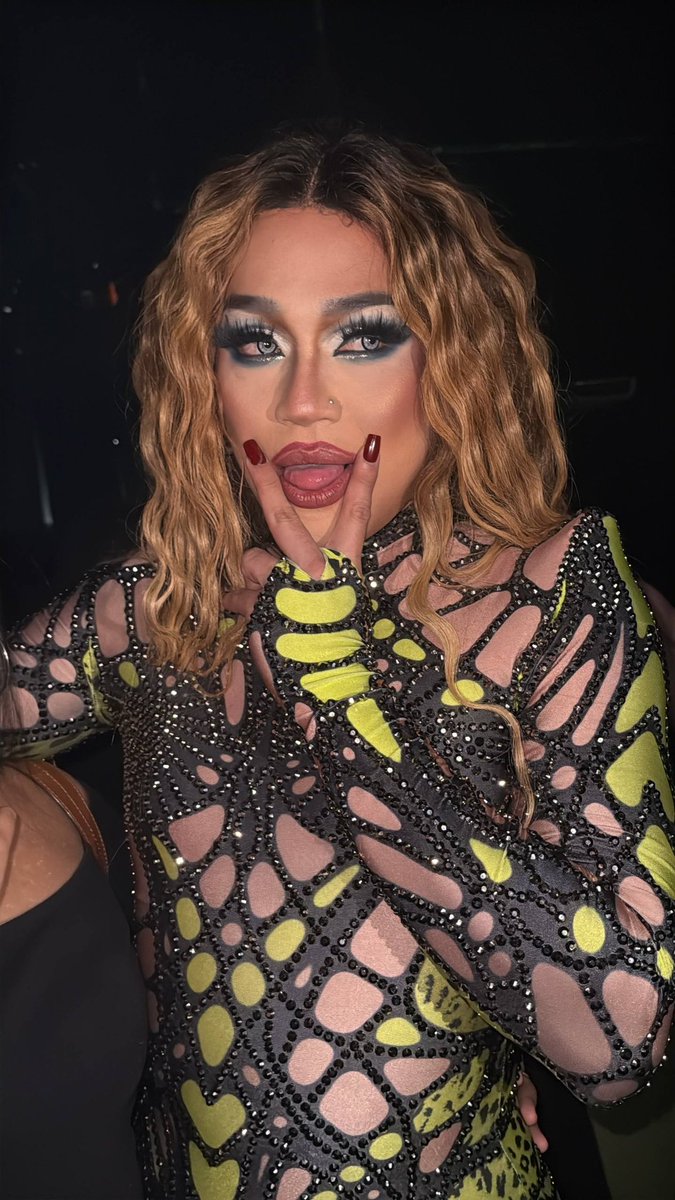 Little Huns🧜♀️dear ni eva 👑 tweet media