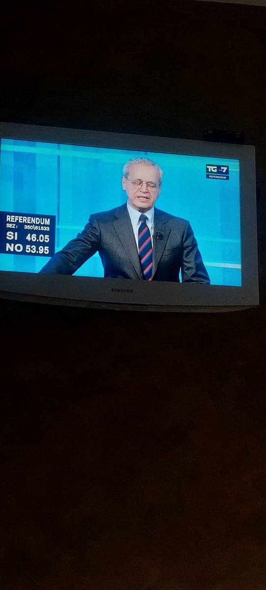 dalyrosemary22's tweet image. Non sappiamo quanto è se durerà ma intanto godiamoci questo momento #referendumgiustizia2026 #maratonamentana