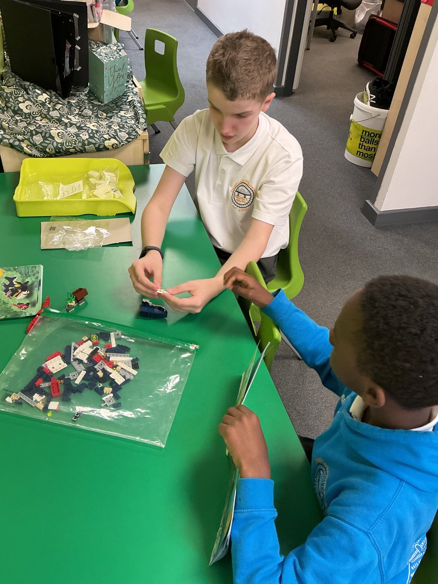 MrsTalbotJLPS's tweet photo. Some lovely teamwork today in Lego therapy. One is giving instructions and the other is building. 🧱🧑‍🤝‍🧑 https://t.co/kt4Qgr7FMZ
