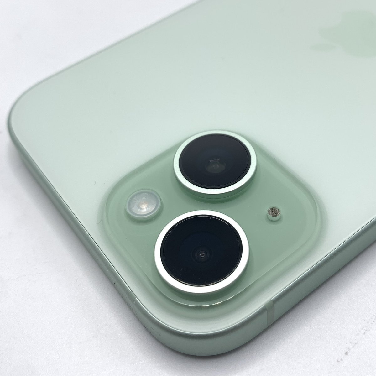 otasou_handa's tweet image. 入荷情報📱✨
iPhone15 128GB グリーン🍏

軽量で持ちやすく、日常使いから写真撮影までサクサク快適な高性能モデル！

#iPhone15 #入荷情報 #スマホ販売 #Apple #グリーンカラー #スマホ買取