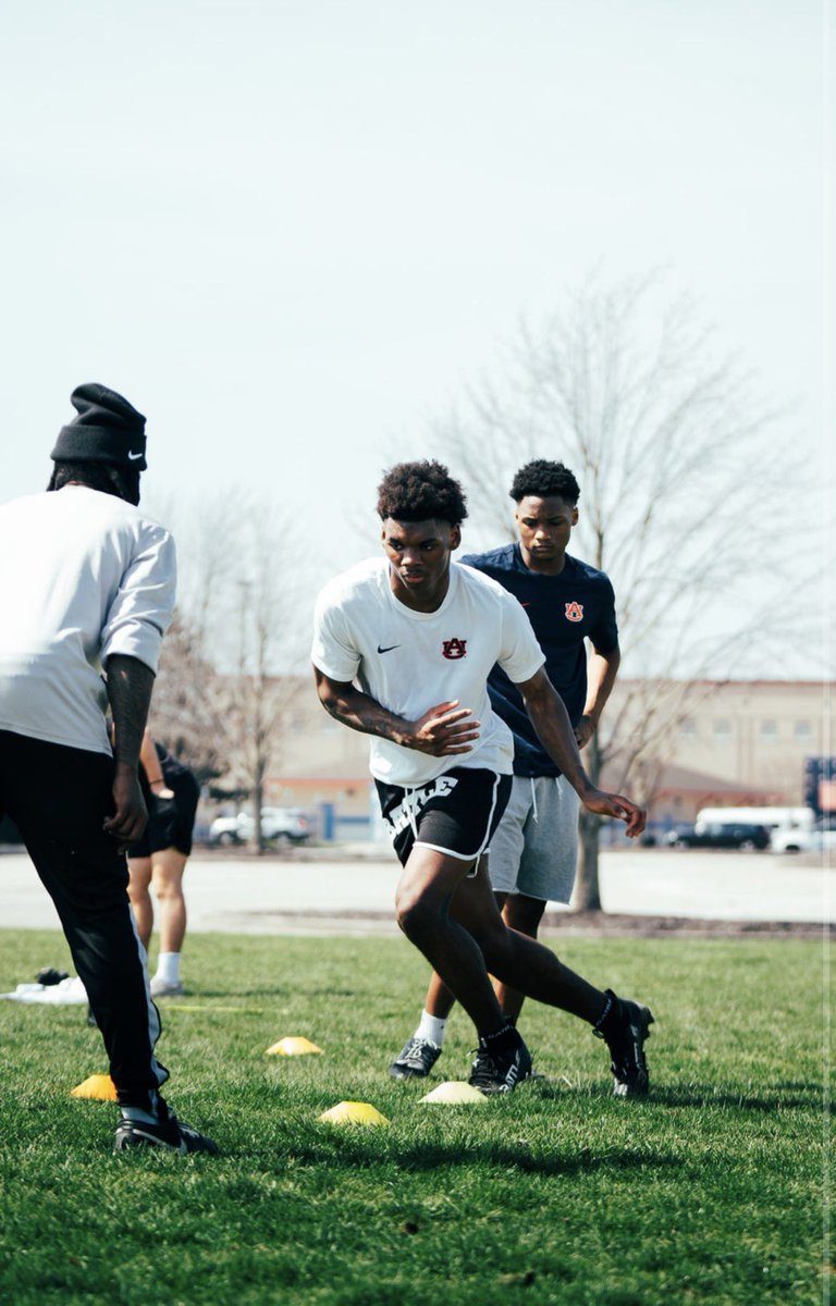 Monshun “Showtime” Sales tweet media