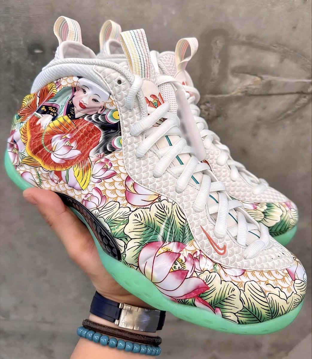 zSneakerHeadz tweet media