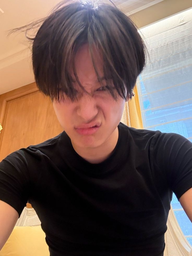 BERMUARA. tweet media