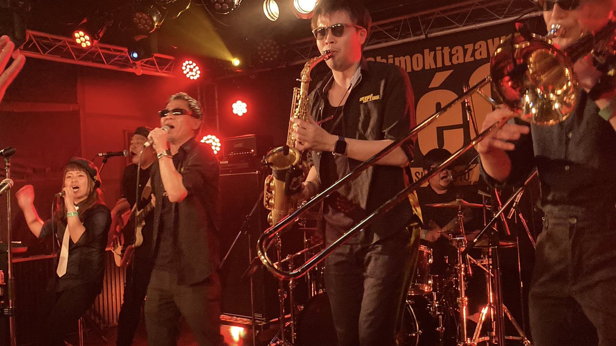 fgv44q's tweet photo. 昨日の酔き宴から SPYさんのお裾分け❣️下北沢でもいつも通りのカッコよきお姿を鼓舞しまくり😎

#SKASTREET
#SPYMAKER https://t.co/SSEykKWCSu