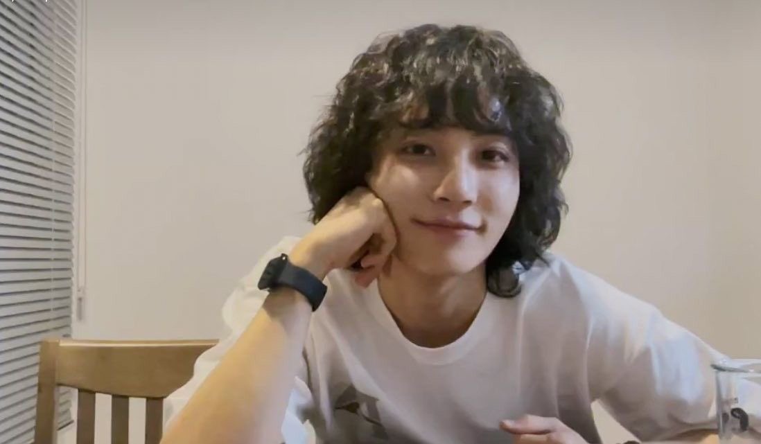 ﾎﾞｳ tweet media