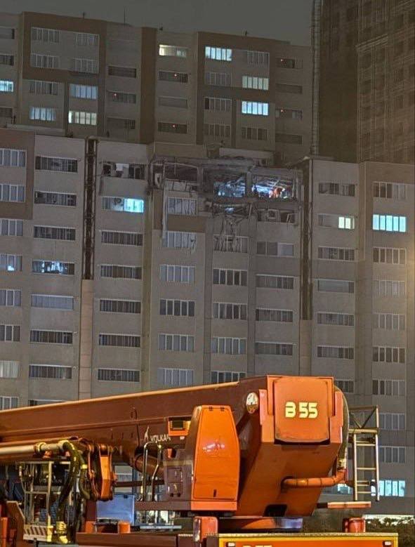 اشک&شادی tweet media