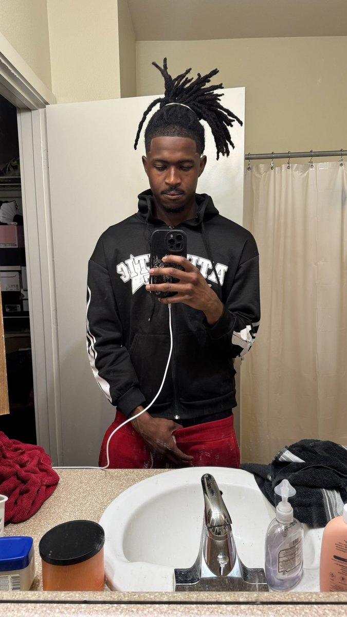 🏴‍☠️ tweet media