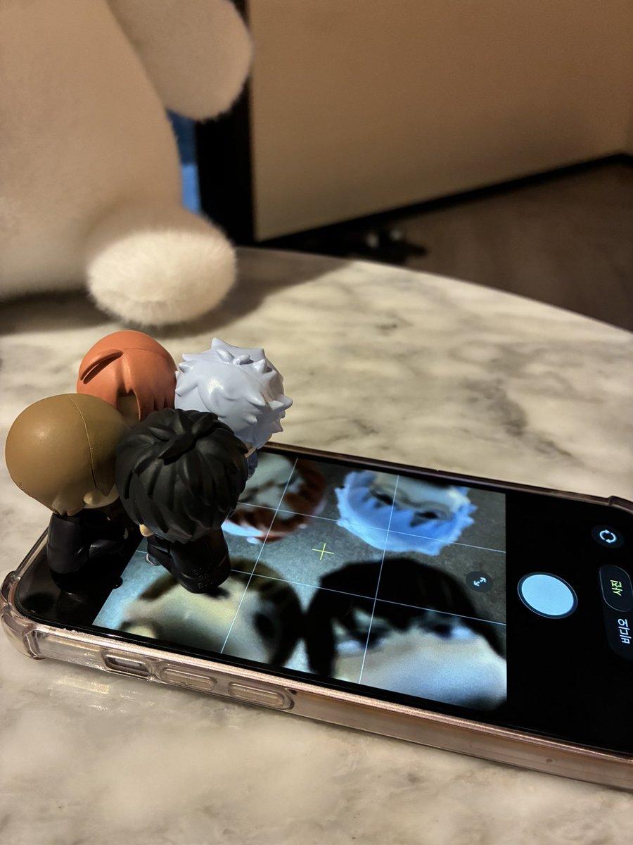 𝐇𝐢𝐝𝐞 tweet media