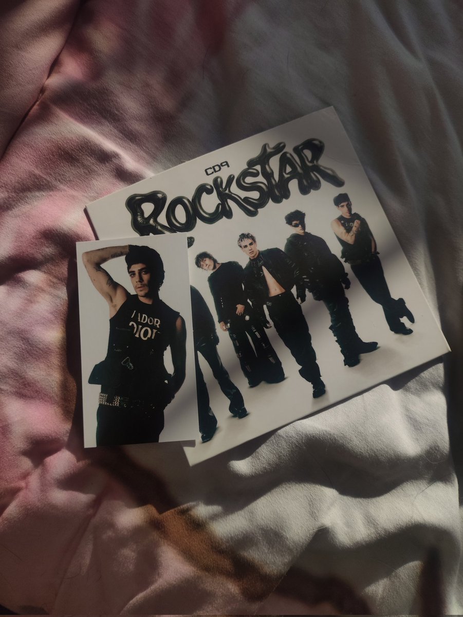 andyteamo tweet media