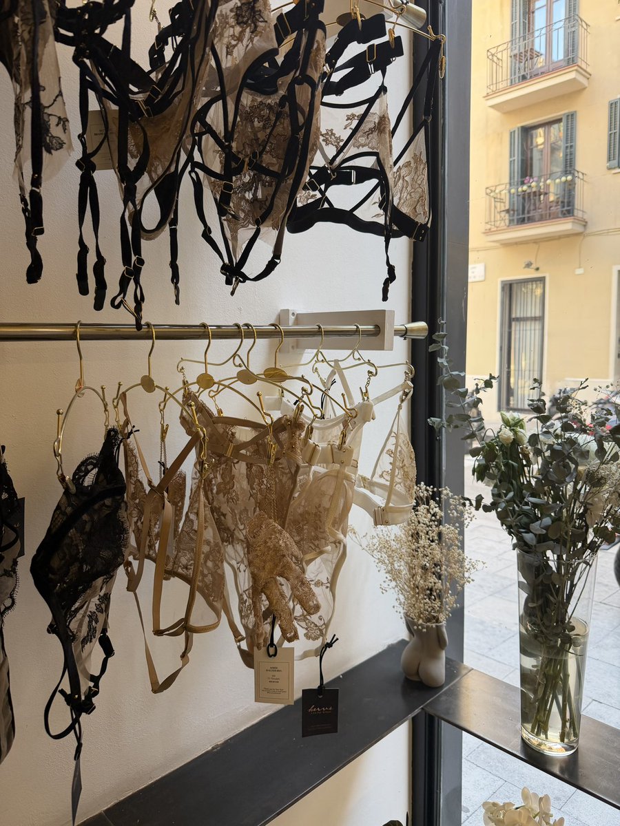 Elle Voss tweet media