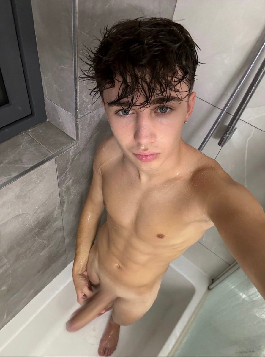 danicollados tweet media