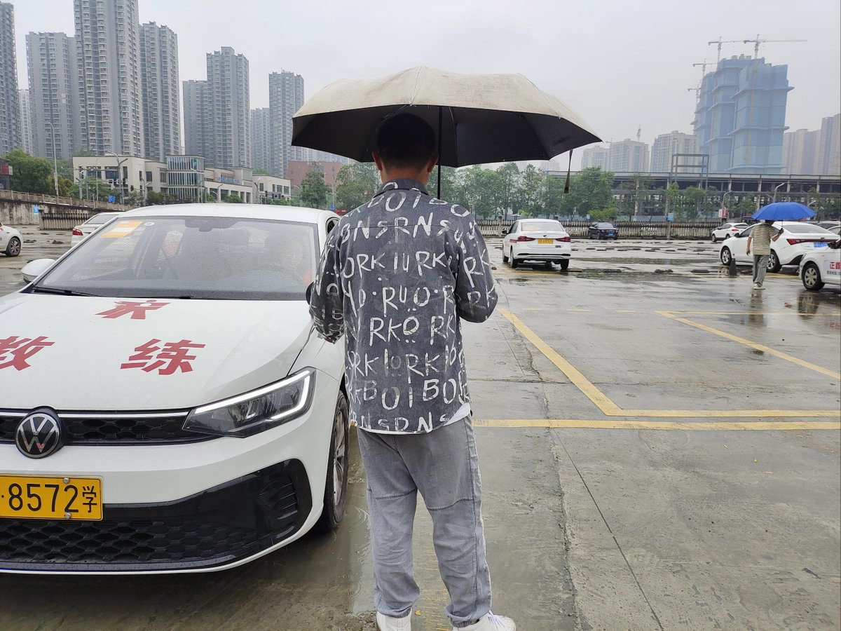 roel mongcopa tweet media