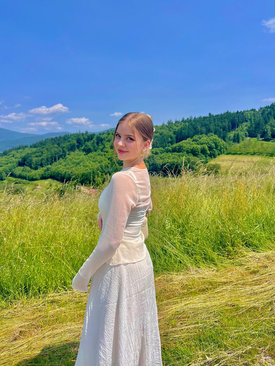 CarissaSchmidt1's tweet photo. Does anyone know where this is?😛😜🥳 https://t.co/21kAyK07us