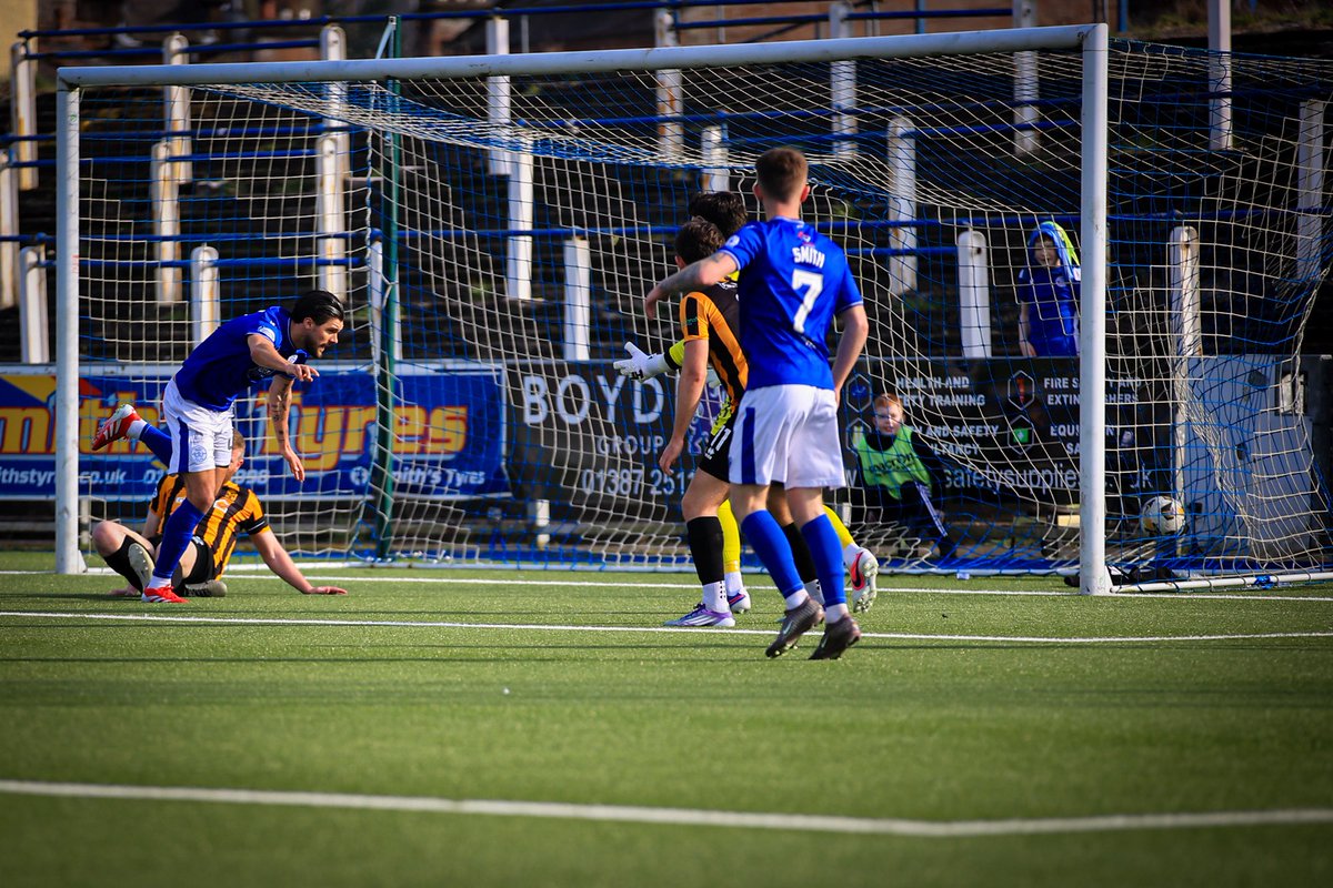 Queen of the South tweet media