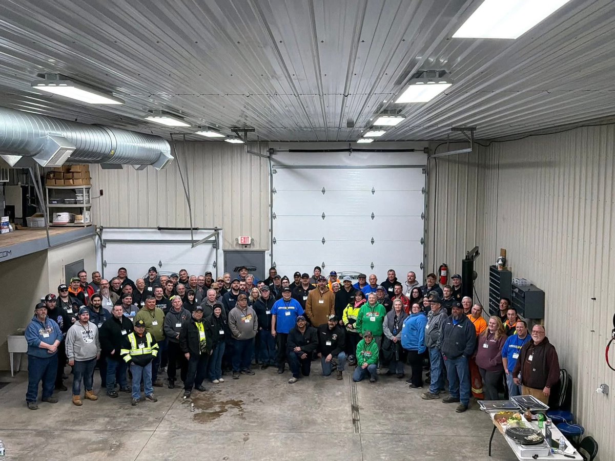 Super DIRTcar Series tweet media