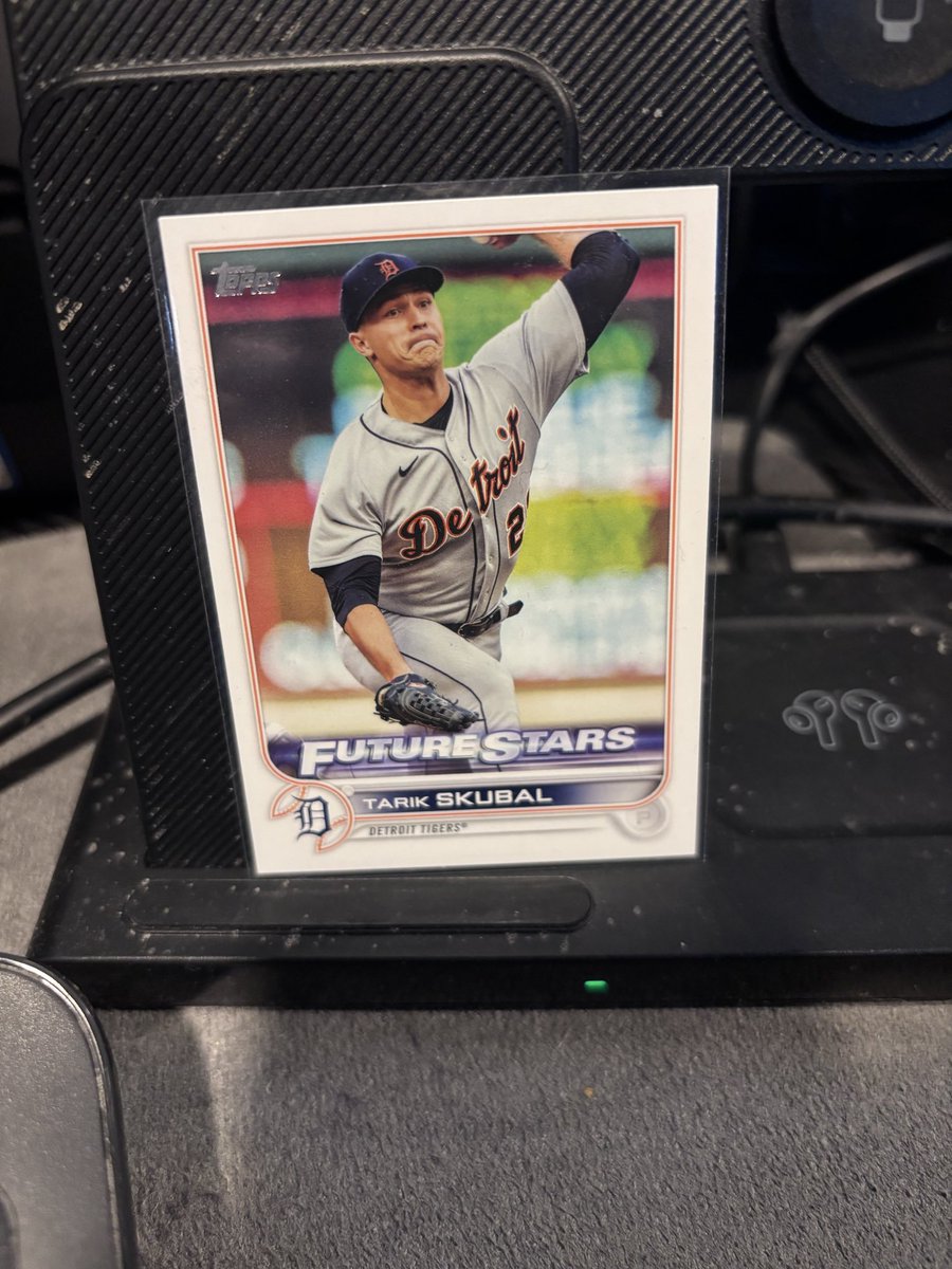 Billy Cova tweet media