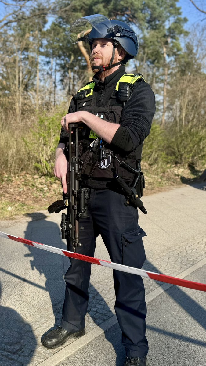 Polizei Berlin tweet media