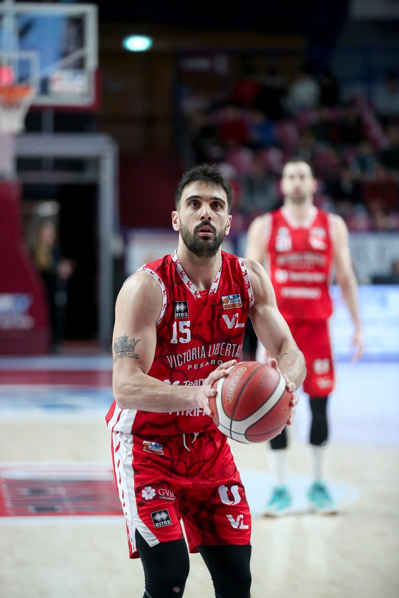 VL Pesaro Basket tweet media