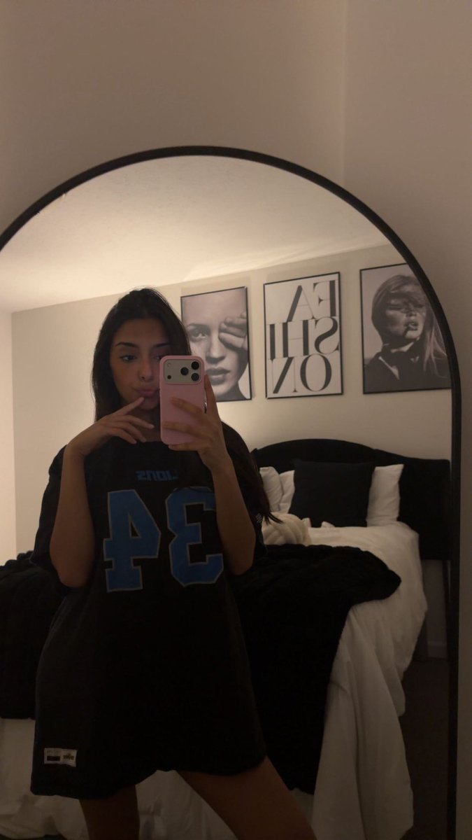 Goddess Noor tweet media