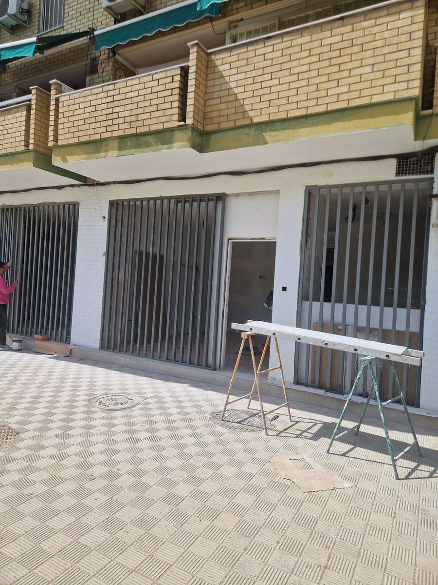 Sevillanos, os engaño tweet media