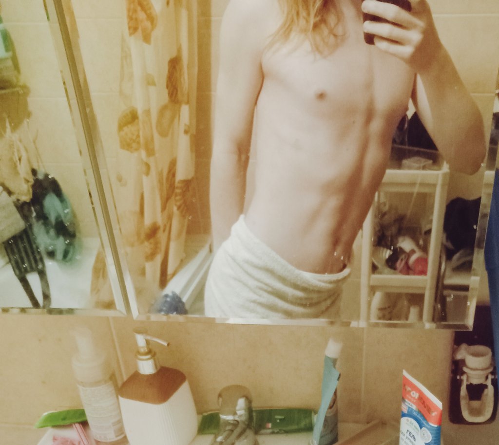 La Шутняра tweet media