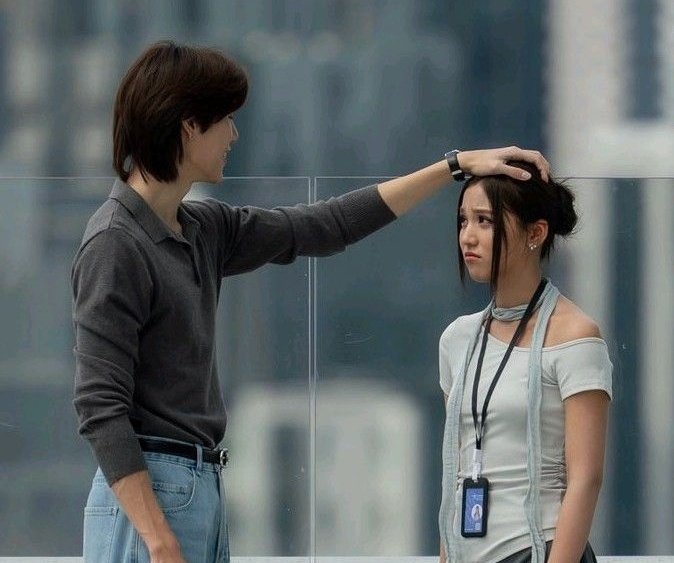 Fla εїɞ tweet media