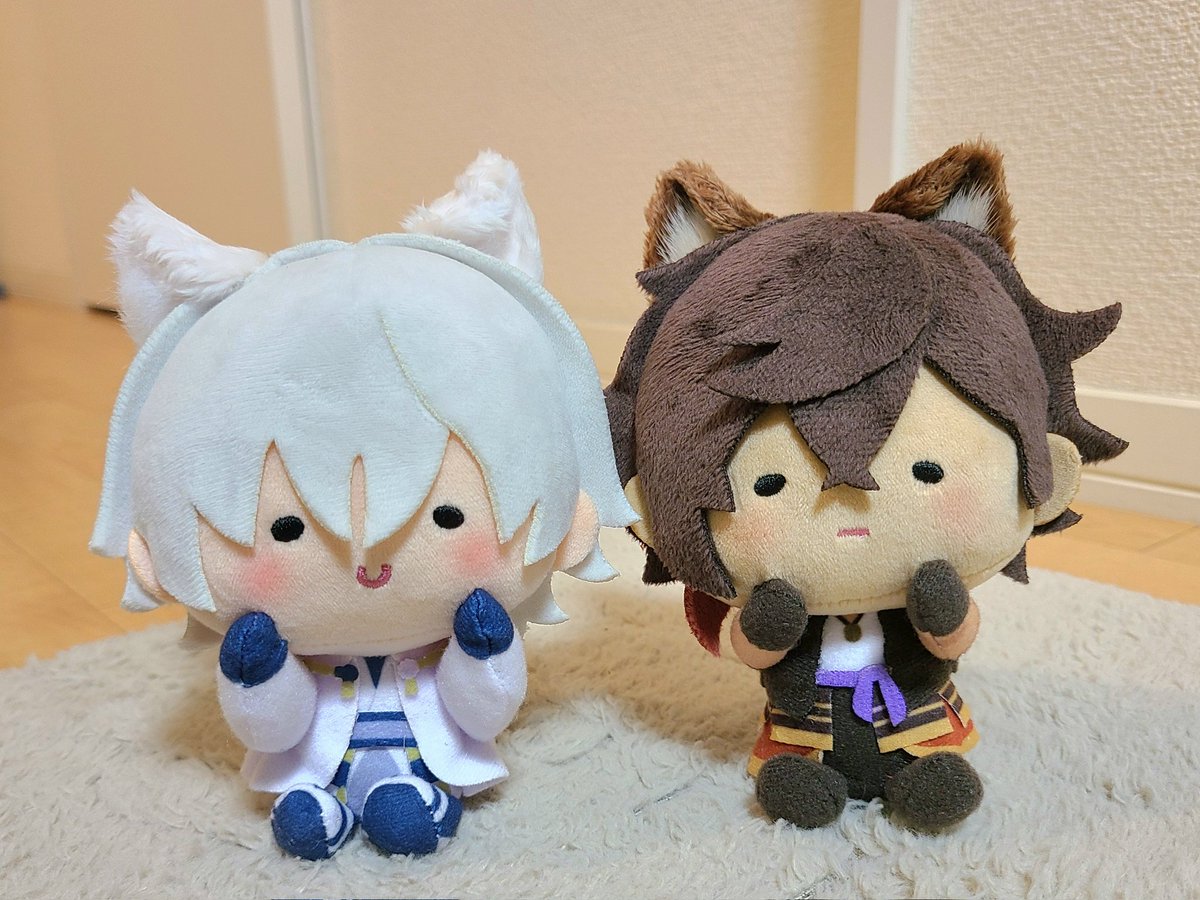 ・げーむがついた音がした！・

「「(じーーーーっ)」」

主「……一緒に遊ぶ？笑」

めーーーーーちゃめちゃおみみがふわっふわで可愛いすぎる😭

おみみ
・オレンジホワイト
・カフェモカ
みみみ様(<a href="/ennui49/">縁結-あんにゅい-/みみみ🐾4/19にじそ11</a>)
ららみ様(<a href="/49ensemble/">ららみのアトリエ🔮ねんど</a>)
#ららみみみ