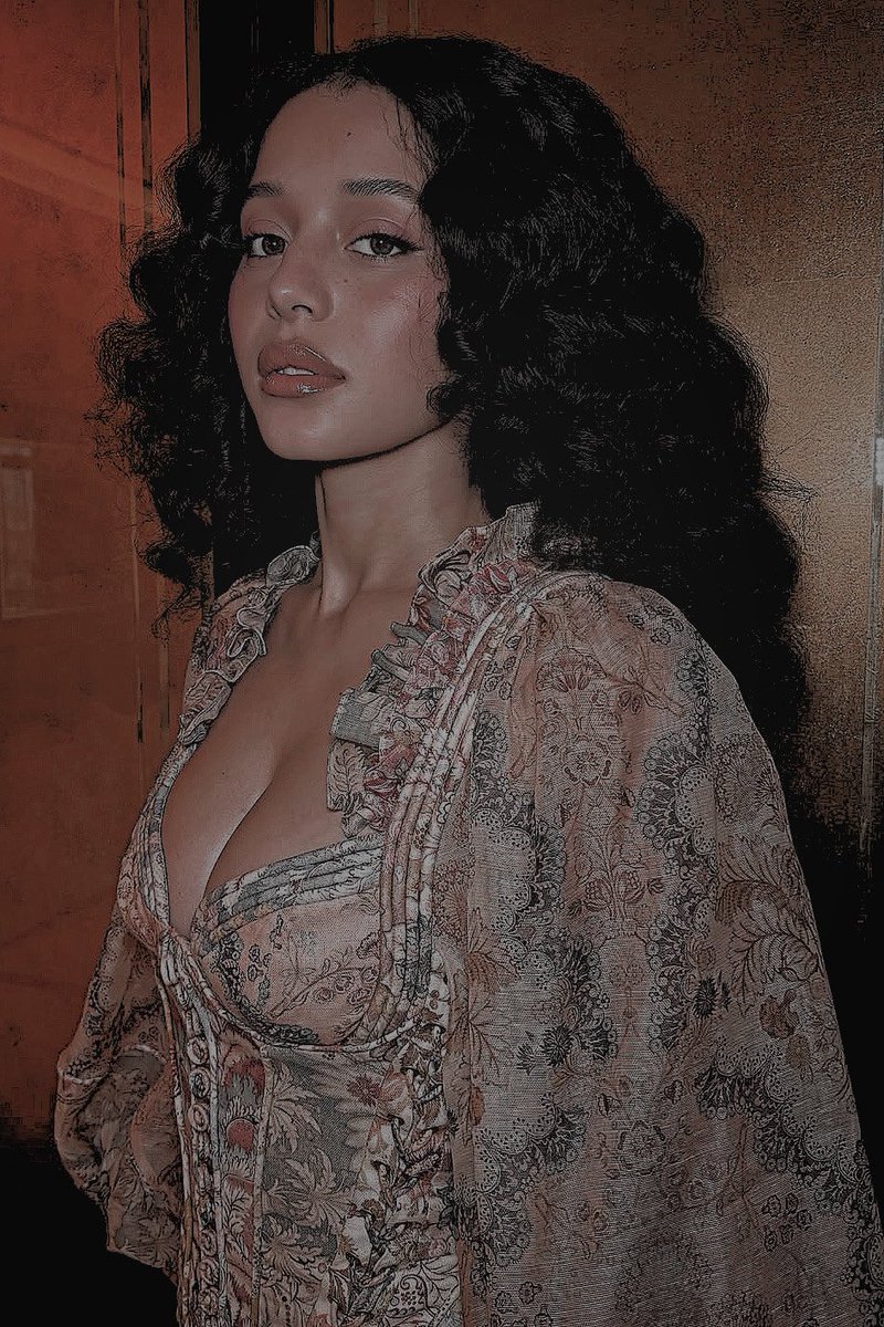 𝒊𝐦𝐚𝐧𝒊. tweet media