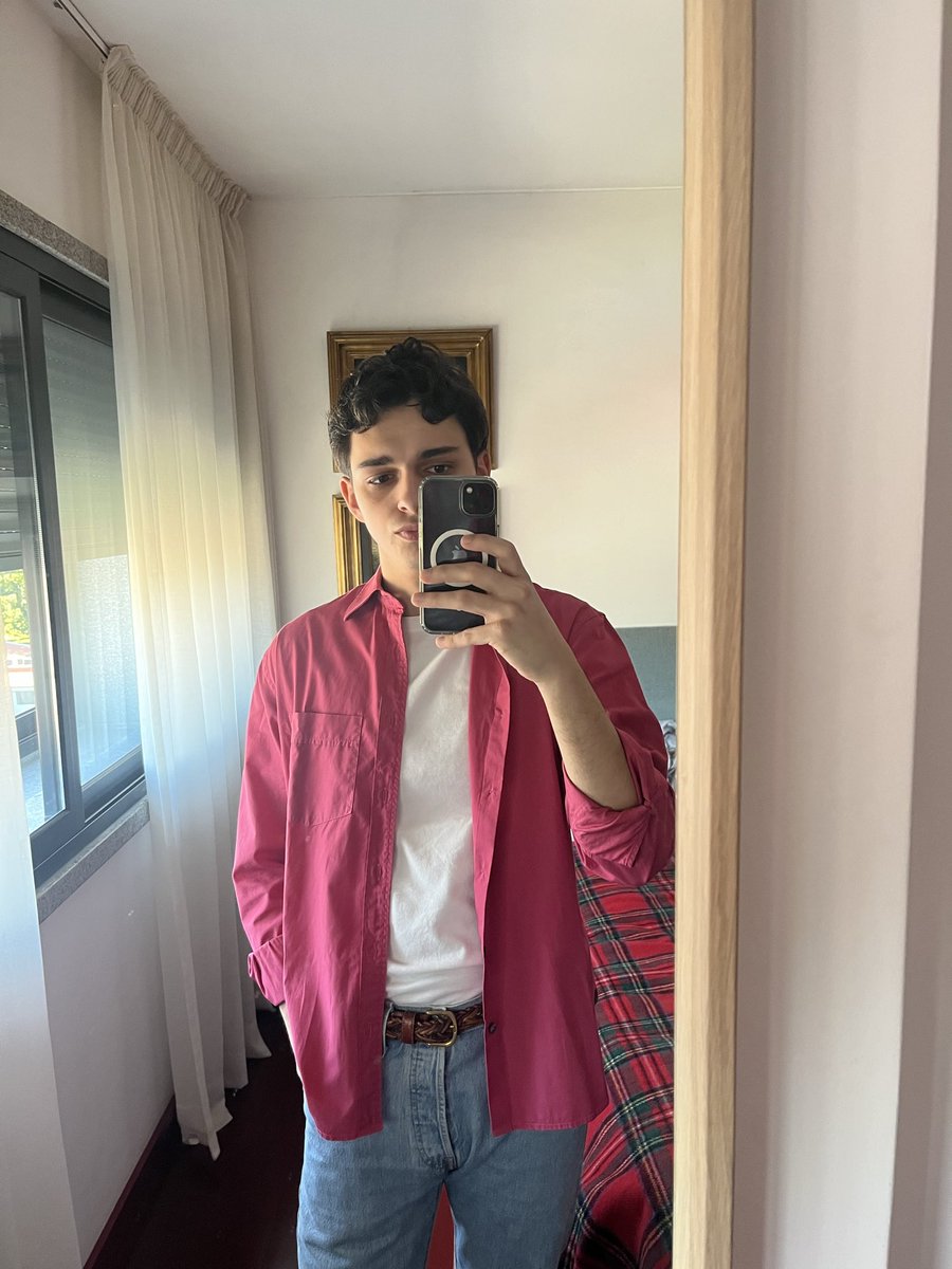 🙂‍↕️ tweet media