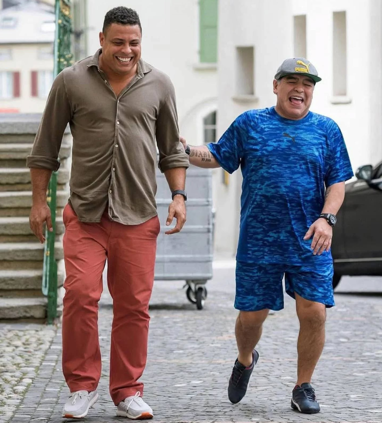 90s Football tweet media