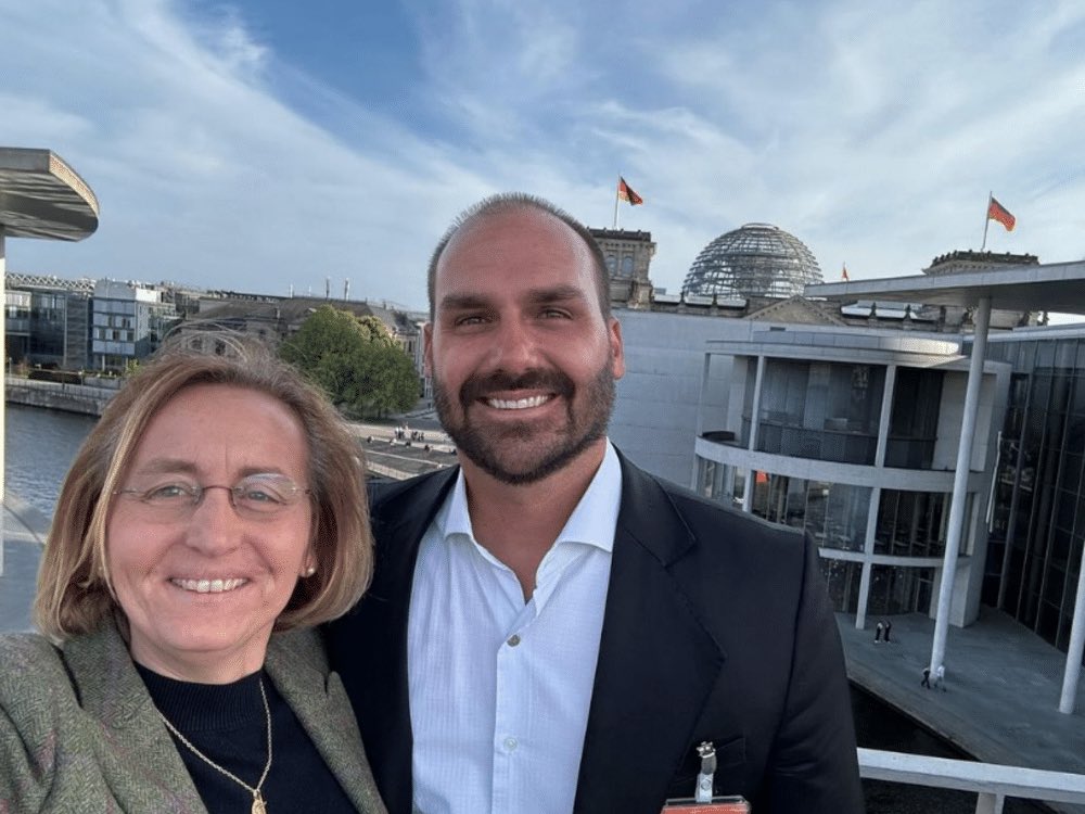 Eduardo Bolsonaro🇧🇷 tweet media