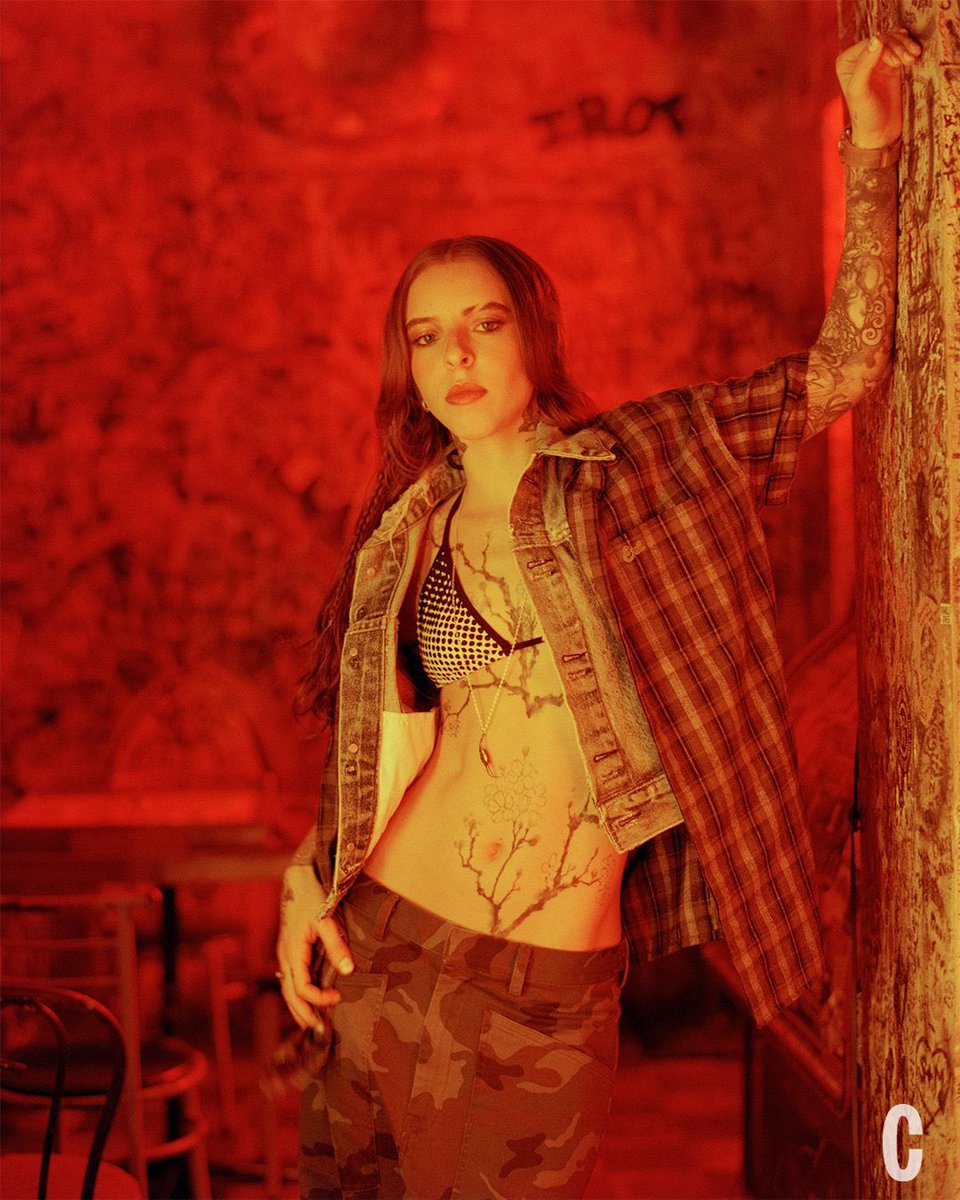 It’sjenn🖤🦂💗 tweet media