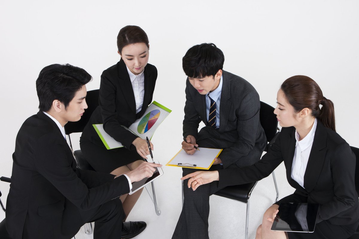 Erin Fickenscher tweet media