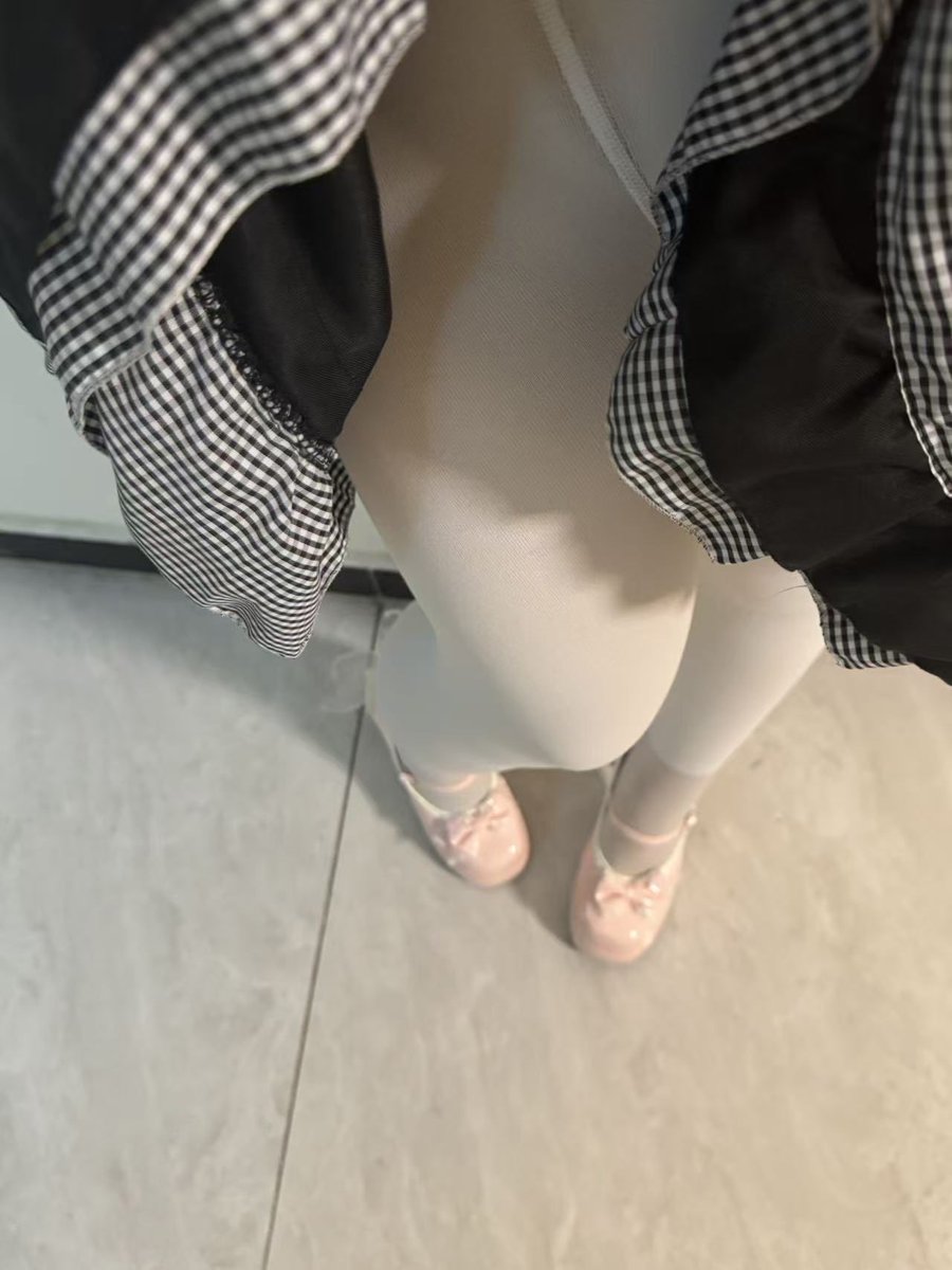 我不想上学。 tweet media