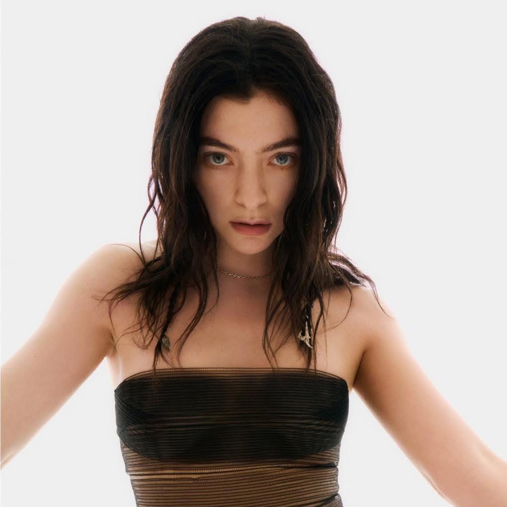 UpdateCharts tweet media