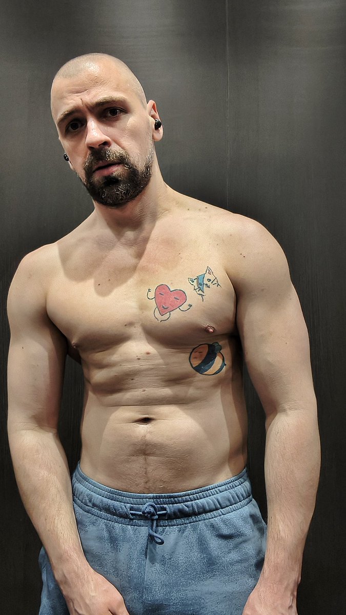 Alexander U tweet media