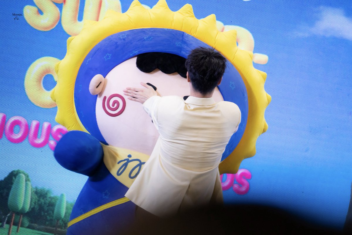 Meenju. ੯‧̀͡u\ ⚡️ft.แม่น้องทิม tweet media