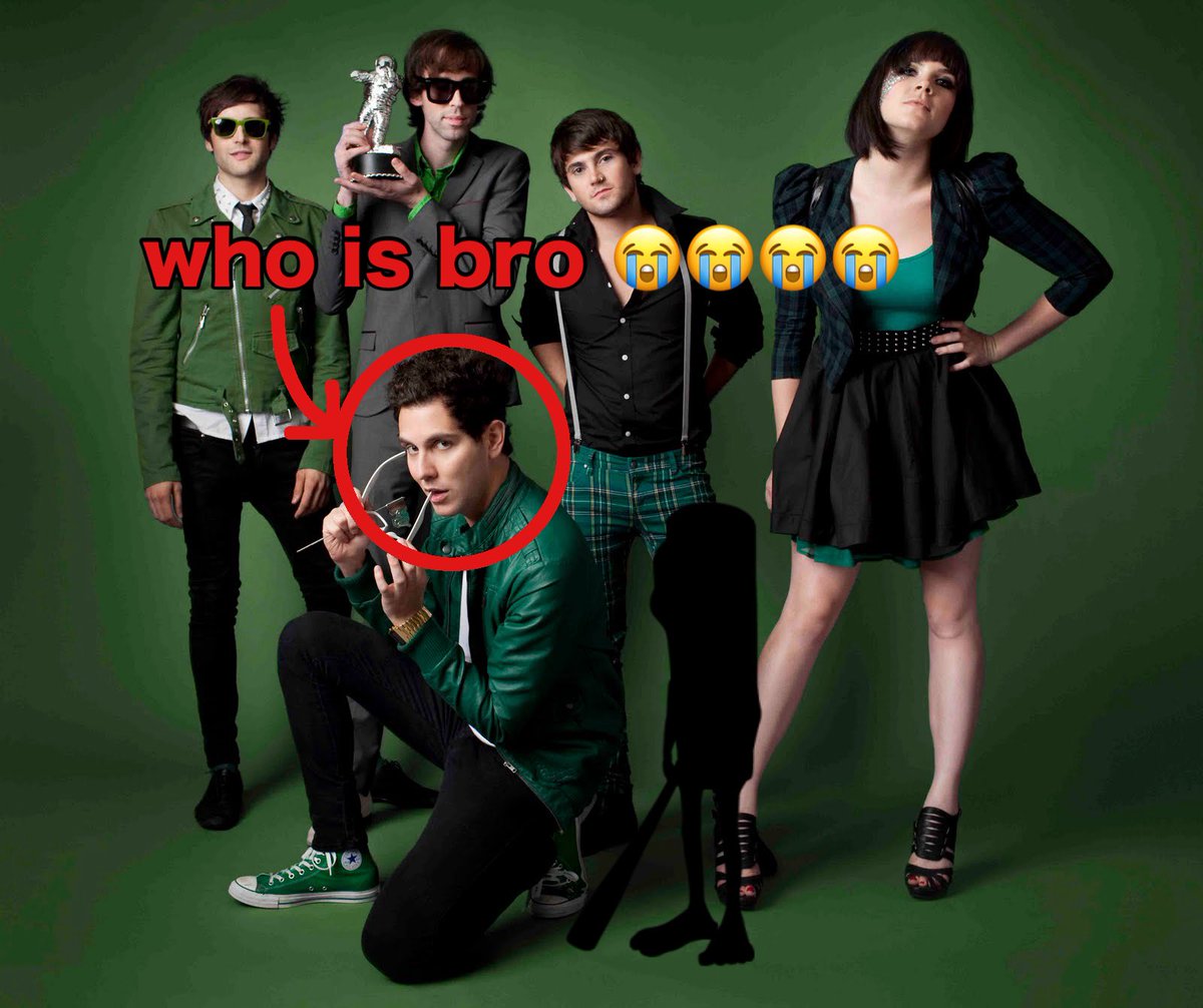 cam 💿 tweet media