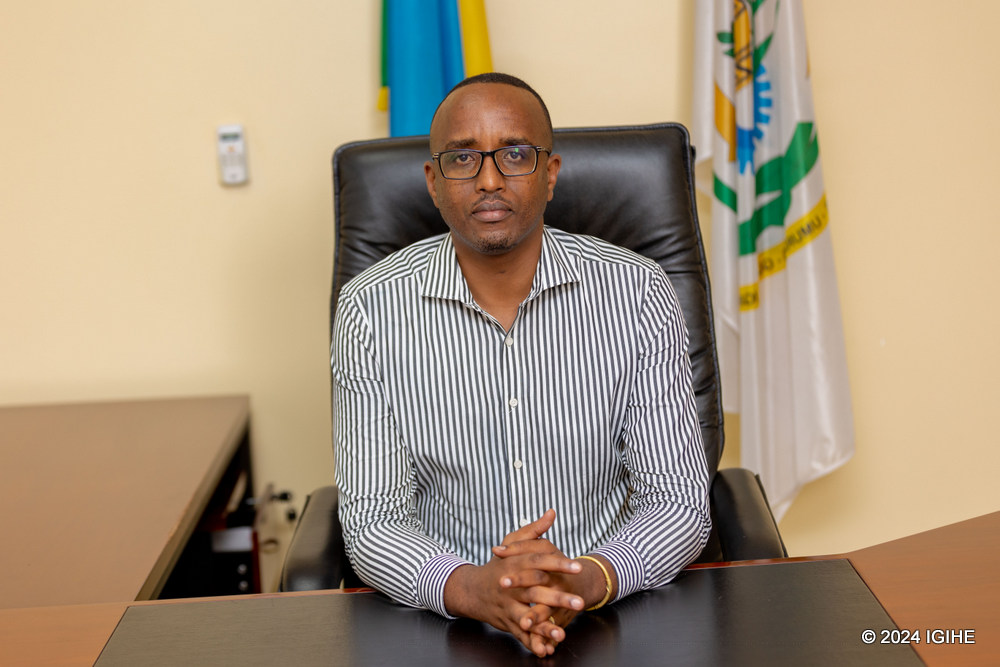 Sam Kabera tweet media