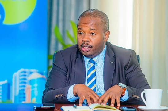 Sam Kabera tweet media
