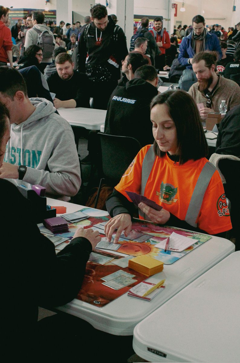 Laura Colleoni tweet media