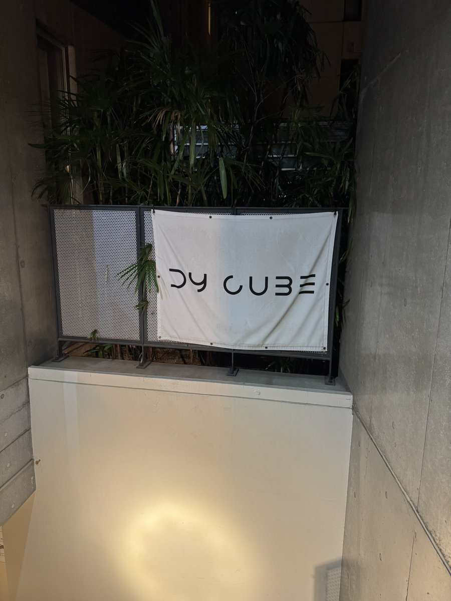 yama7907's tweet image. 路上ライブの後はセレネさんのライブへ
新曲もよかったし今日のセトリめちゃくちゃよかった🥺
リリースしてほしい曲ばかりだ☺️

これからもセレネさんの歌声をたくさん聞いていくんだろうな😌
#イトウセレネ 
#DYCUBE