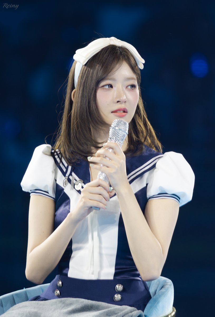Reiny0203's tweet photo. 260321 DIVE into IVE

#IVE #아이브 #アイヴ
#REI #레이 #レイ https://t.co/uH4K8pgRMY